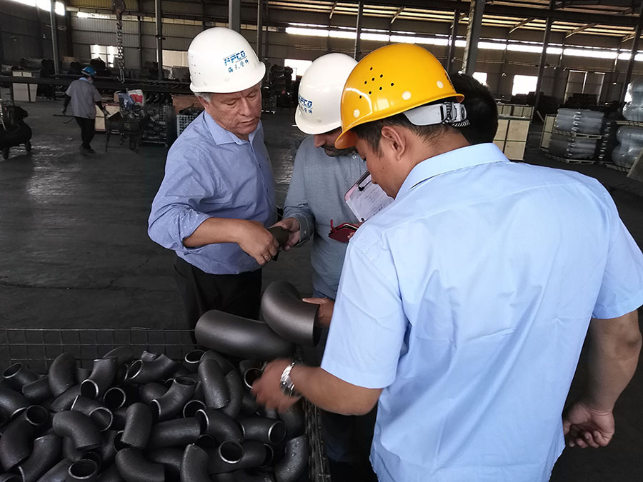 Representatives of REPSOL Company are inspecting our factory(图2)